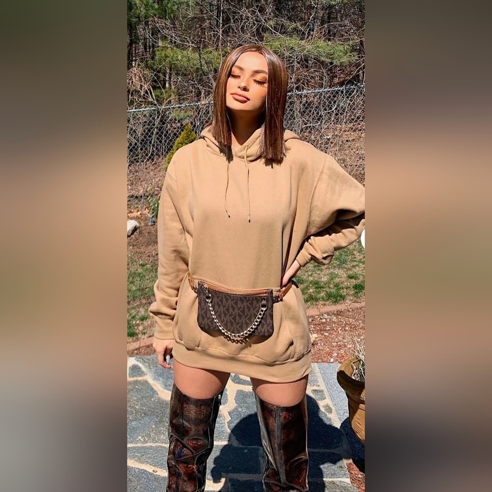 Fashion Nova Stole Your Boyfriend Hoodie & Jogger Nude 2-Piece Set - Picture 3 of 16